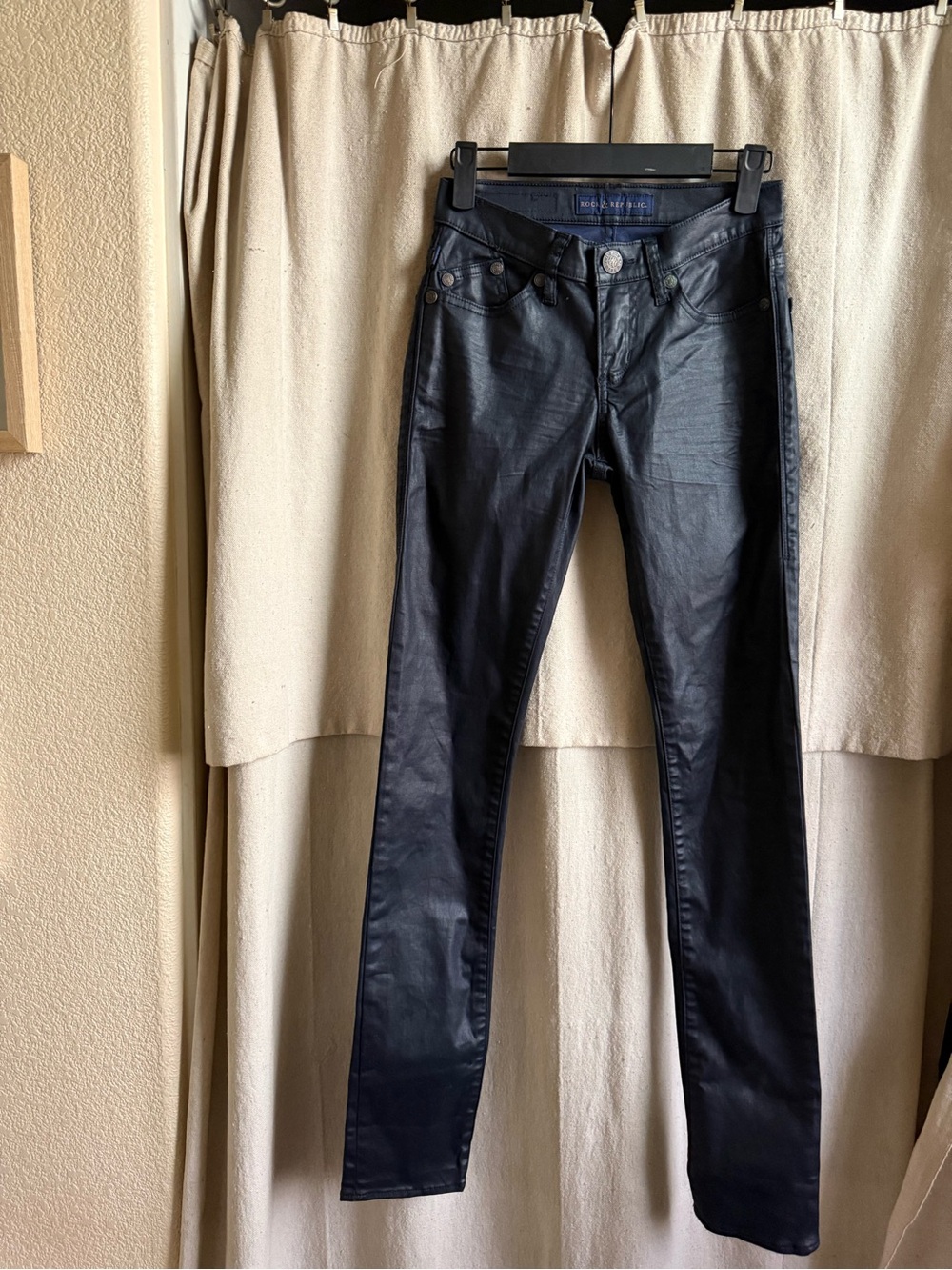Rock & Republic Black Coated Skinny Jeans